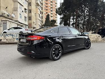 Aksesuarlar və tüninq: Ford Fusion SE sedan - Korpus rəngi: qara, xrom detallı ön barmaqlıq — 2