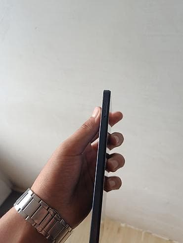 htc telefonlari: Infinix Smart 8, 128 GB, rəng - Qara, Sensor — 5