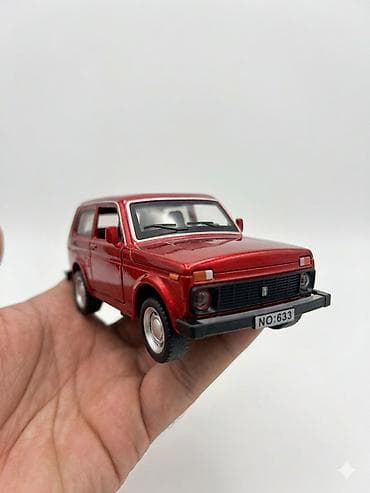 Metal maket avtomobil – Lada Niva (VAZ-2121) - Miqyas: təxmini 1:24 - — 4