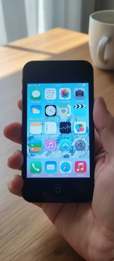 irshad telecom iphone: IPhone 4, Qara — 1