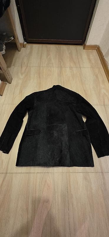 kişi dəri godəkcələr: Məhsul: Qara dəri/süet üst geyimi Ölçü: XXXL Xüsusiyyətlər: - — 2