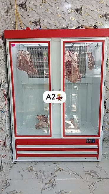 Ət vitrini – A2 • Tip: Şüşə qapılı, asılqanlı ət soyuducu vitrini •