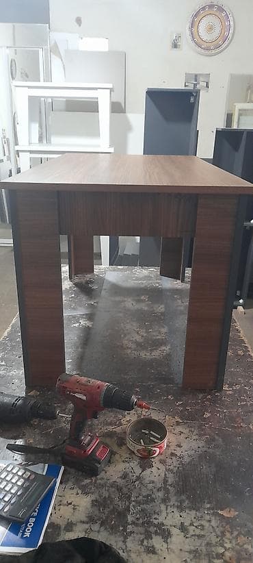 dirnaq usdolu: Açılmayan, Laminat, Kvadrat masa — 2