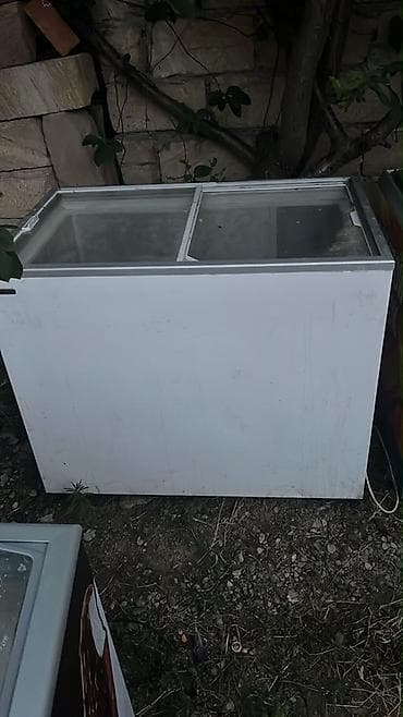 Стеклянный морозильник