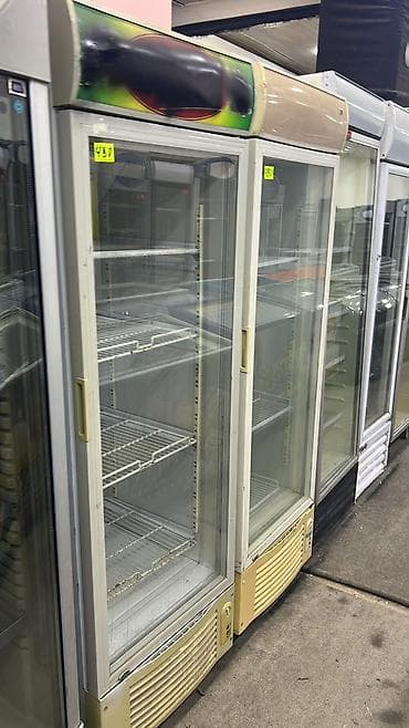 Ticarət vitrin soyuducuları – şüşə qapılı Məhsul təsviri: - Şüşə