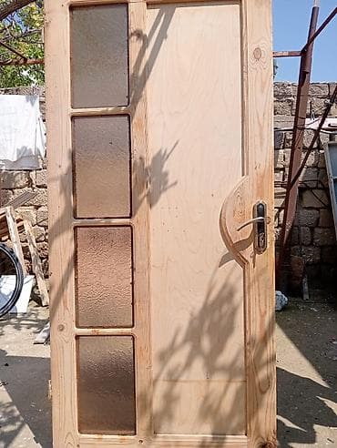 Taxta şüşəli otaq qapıları (2 ədəd) - Material: təbii ağac karkas və