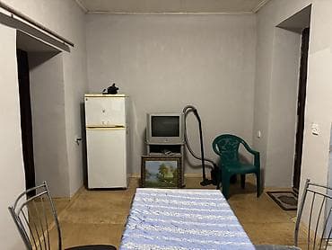 kiraye ev 1 otag: Kirayə verilir: 1 otaqlı, mətbəx və sanitar qovşağı olan tam mebelli — 4