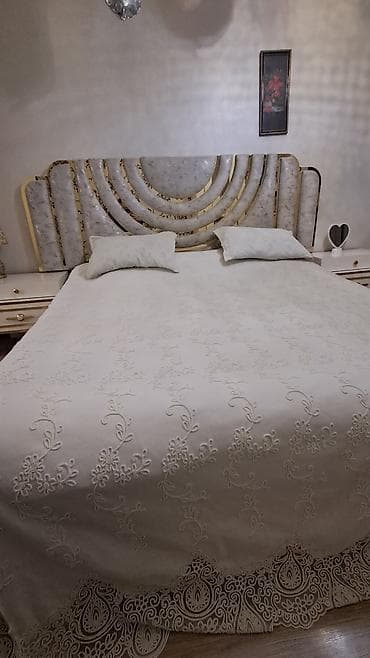 taxt krafat: Yataq desdi 1500 azn. elaqe nomresi 0556264242 — 5