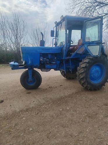 oturacaq qızdırıcı: MTZ Belarus traktoru – 4x2 təkər formulu, ön tekər sütunu ilə — 3
