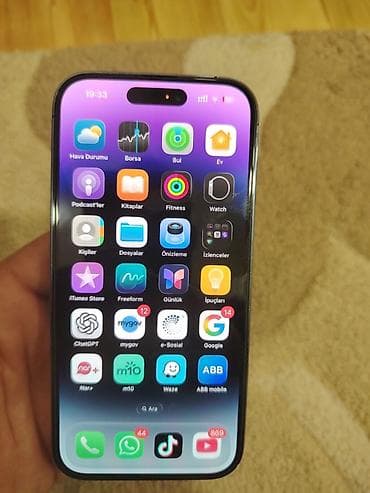 m2 macbook pro: IPhone 14 Pro, Deep Purple — 2