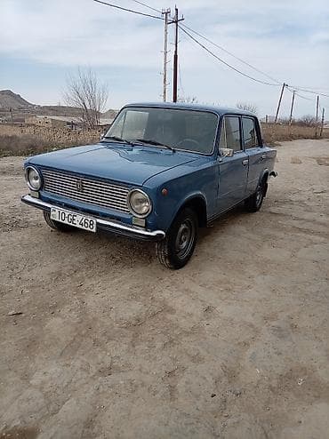 radiator maşın: Salam saz vəziyətdədi ili 1985 təcli satılır endrimdə var — 4