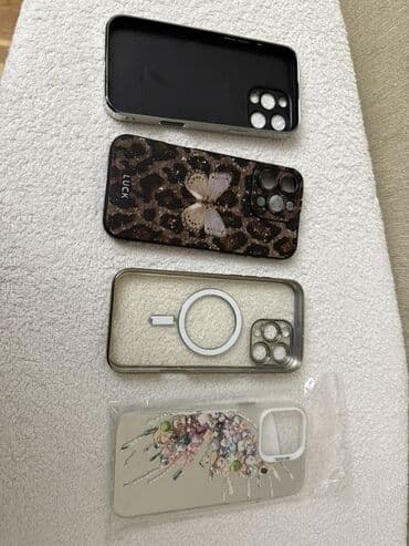 iphone чехол стразы: Bu dəst müxtəlif dizayn və funksional xüsusiyyətlərə malik dörd fərqli — 1