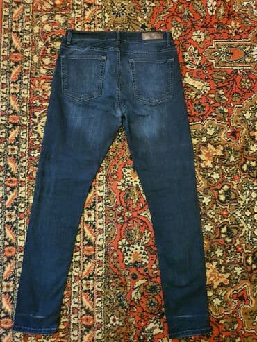 kişi cins şalvarları: Джинсы
koton firmasidir — 2