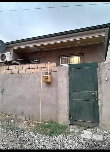 Həyətyanı sahəsi olan kiçik həyət evi ev Ceyranbatan qesebesi 4 qardas