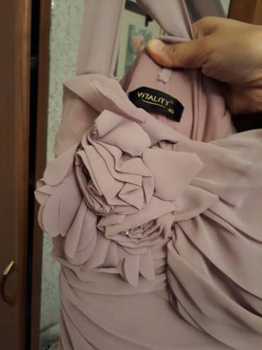 nişan donlari: Nişan paltarı kimi bircə dəfə geyinilib,140 manata alınıb, astarlı — 5