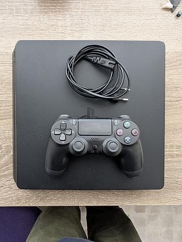 PlayStation 4 Slim oyun konsolu Paketə daxildir: - PS4 Slim konsolu