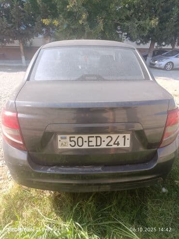 ваза напольная стеклянная высокая без узора: ВАЗ (ЛАДА) Granta: 1.6 л | 2021 г. 220950 км Седан — 8