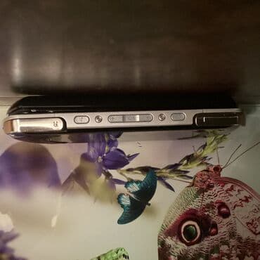 oyunlar: Psp go,yaxsi veziyyetdedir,2009 model,ekranda xırda cızıqlar — 3