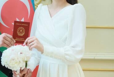 sensibilité nuage parfum qiymeti: Zərif ağ rəngli nikah libası. Sifarişlə bahalı atlas parçasından 180 — 1