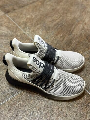 idman kişi şortları: Kisi idman ayaqqabısı – ağ/boz üstlük və qara detallarla — 2