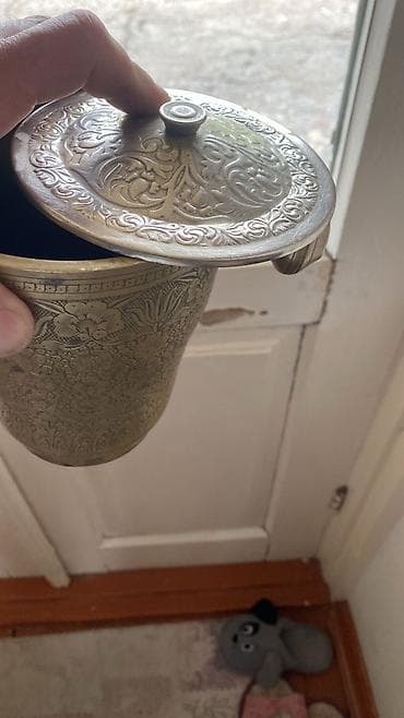 hamam aksesuarı: Məhsul: naxışlı metal qapaqlı qab - Material: mis/sarı metal ərintisi — 1
