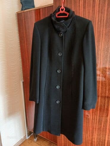 женское демисезонное стеганое пальто: Пальто, XS, цвет - Черный — 1