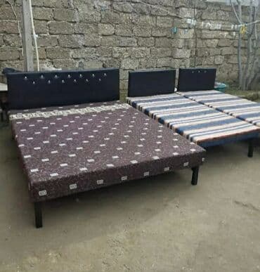 Çarpayılar Taza hazırı var Çatdırılma var 1 nəfərlik 50 manat 2