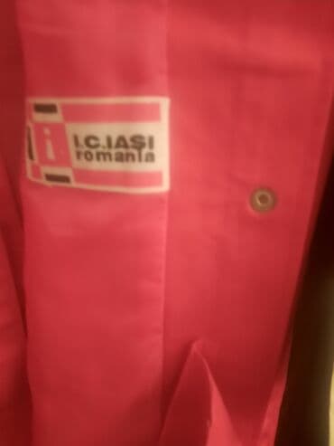 Комбинезоны: Məhsul: Qız uşaqları üçün plaş/palto İstehsal: Rumıniya (I.C. Iași — 1