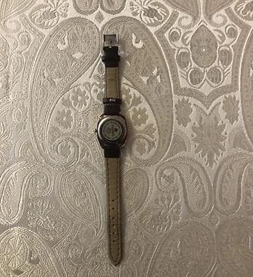 Ağ rəngli uniseks qol saatı - Korpus: metalik çərçivə, bərkimə — 6