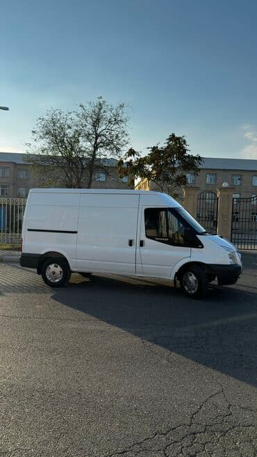 fiat doblo ölüxana: Ford Transit: 2.4 l | 2011 il 175000 km Van body type — 3