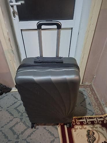 Çamadanlar: Sərt korpuslu səyahət çantası (təkərli, teleskopik tutacaqla) satılır — 7