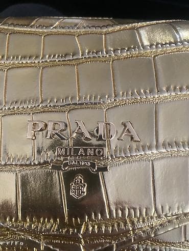 hesir sumka: Çanta dəsti, Prada — 3