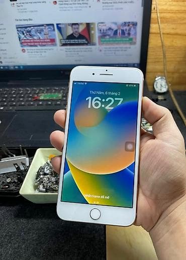 vintaj telefon: IPhone 8 Plus, 64 GB, Rose Gold, Barmaq izi, Sənədlərlə — 2