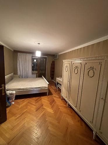 Genclik metrosun yanindadi 3 otaqdir Otaq yoldasi 1 xanim telebe — 1