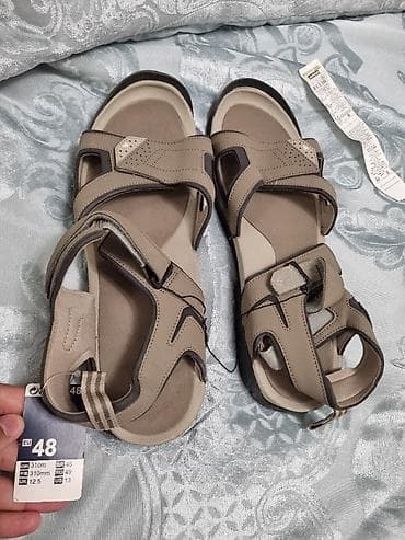 səndəl ayaqqabı: Məhsul: Decathlon Quechua Arpenaz Sandal 50 – bej rəng Ölçü: EU 48 (US — 1