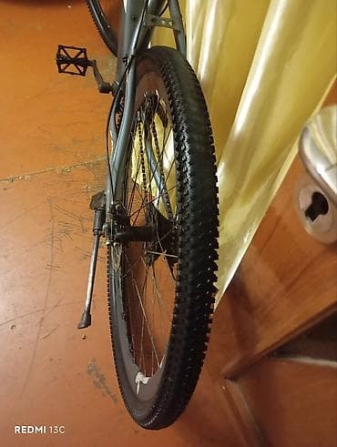 Velosiped ehtiyyat hissələri: Təkərlər: iri dişli off-road protektorlu, 29" sinfinə yaxın böyük ölçü — 4