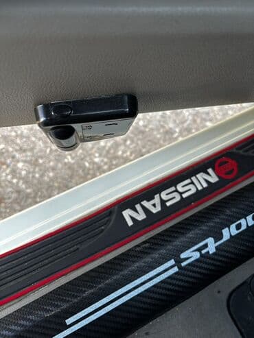 qadınlar ucun maşınlar: Nissan March: 1.2 l | 2013 il Hetçbek — 9