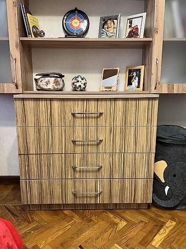 korka kamot: Komod — 2