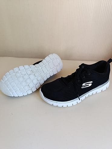 Кроссовки Sketchers в очень хорошем состоянии. Очень мягкие и — 1