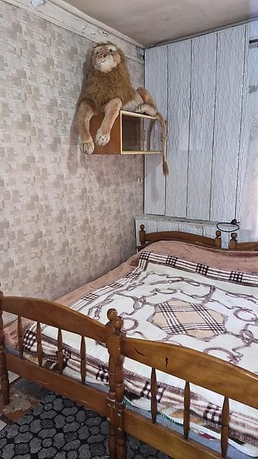 berde ev: Merkezi Parkin Yaninda 2 otag temirli esyali heyet evi kiraye verilir — 9