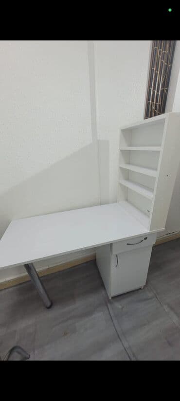 Manikür üçün masa