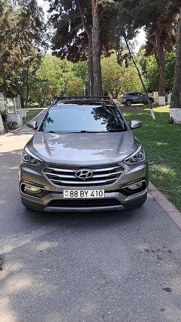 hyundai accent 2013 model: Hyundai Santa Fe: 2 l | 2016 il Krossover — 5