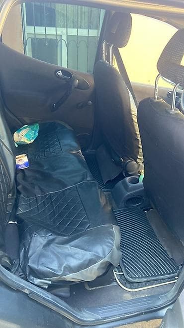 mercedes 160 a: Mercedes-Benz A-Class: 1.6 l | 1998 il Universal — 3