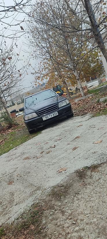 7 nəfərlik avtomobillər: Mercedes-Benz C-Class: 2 l | 1994 il Sedan — 2