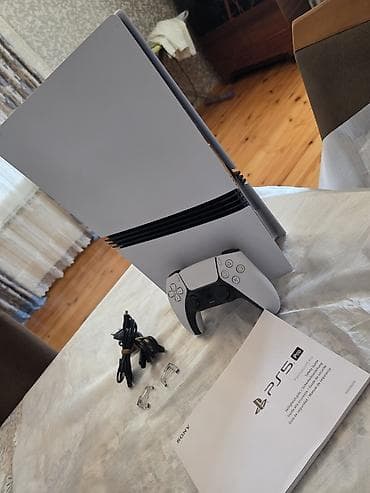 ps 5 pro: 1 ay deyil Almanyadan resmi Sony magazasindan almişam herşeyi usdunde — 3