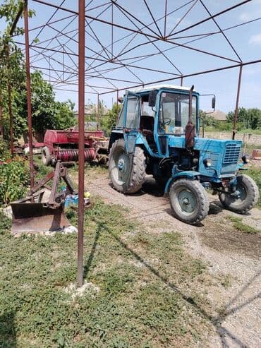 traktor altlıqlı qış çəkmələri: Трактор Belarus (MTZ) MTZ80, 1989 г., 80 л.с., мотор 1.1 л, Б/у — 1