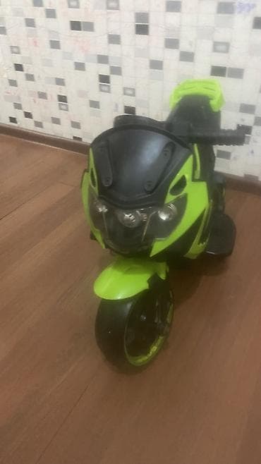 Uşaq üçün elektrikli motosiklet (yaş 2-5 üçün uyğundur) - Rəng