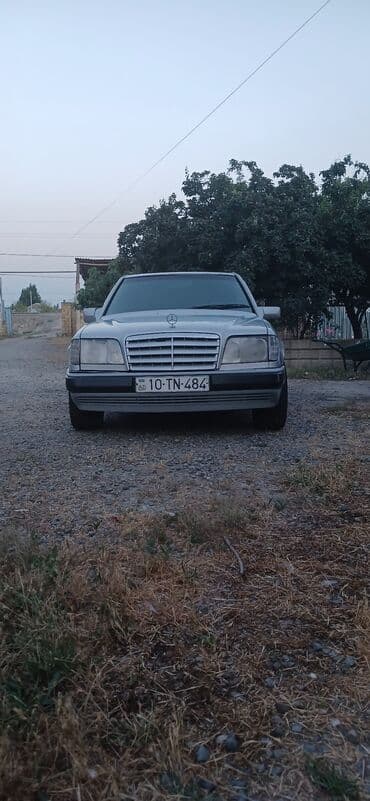 w124 radiator: Mercedes-Benz W124: 2.8 l | 1994 il Sedan — 4