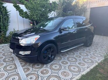 kia optima 2019: Chevrolet Traverse, qara rəng, 7/8 yerlik geniş salonlu tam ölçülü — 3