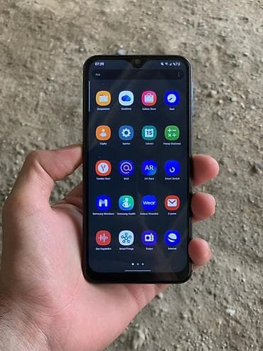 Samsung Galaxy A40, 64 GB, rəng - Göy, İki sim kartlı lalafo.az -da Samsung Galaxy A40, 64 GB, rəng - Göy, İki sim kartlı